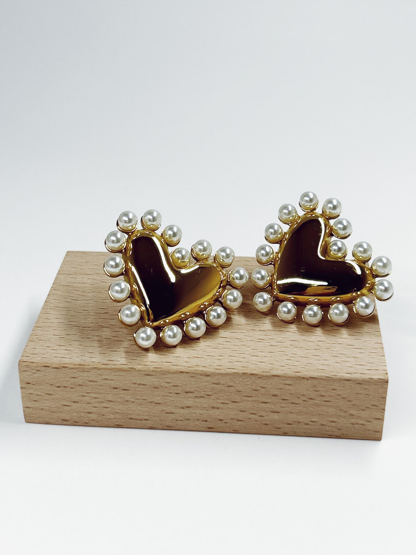 Loveme Earrings