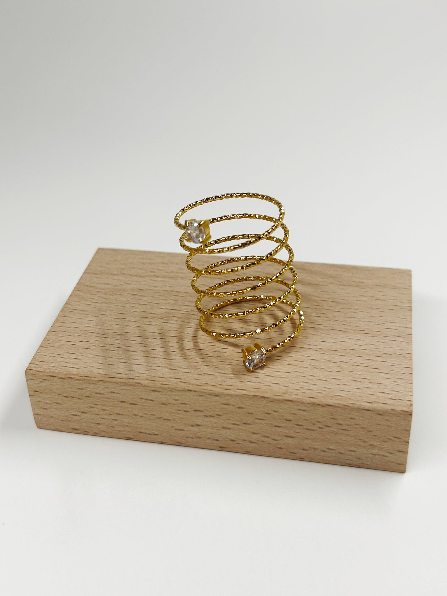 Twist Ring