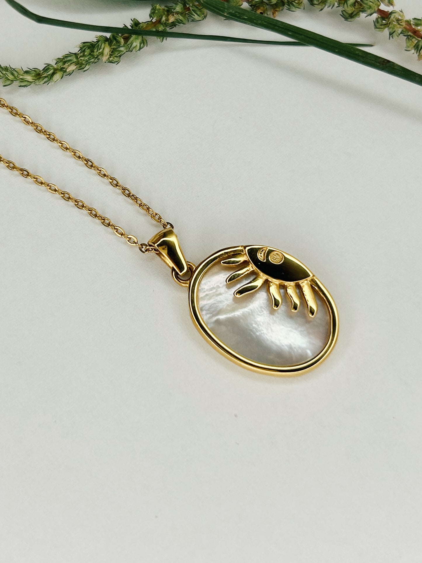 Sunny Necklace