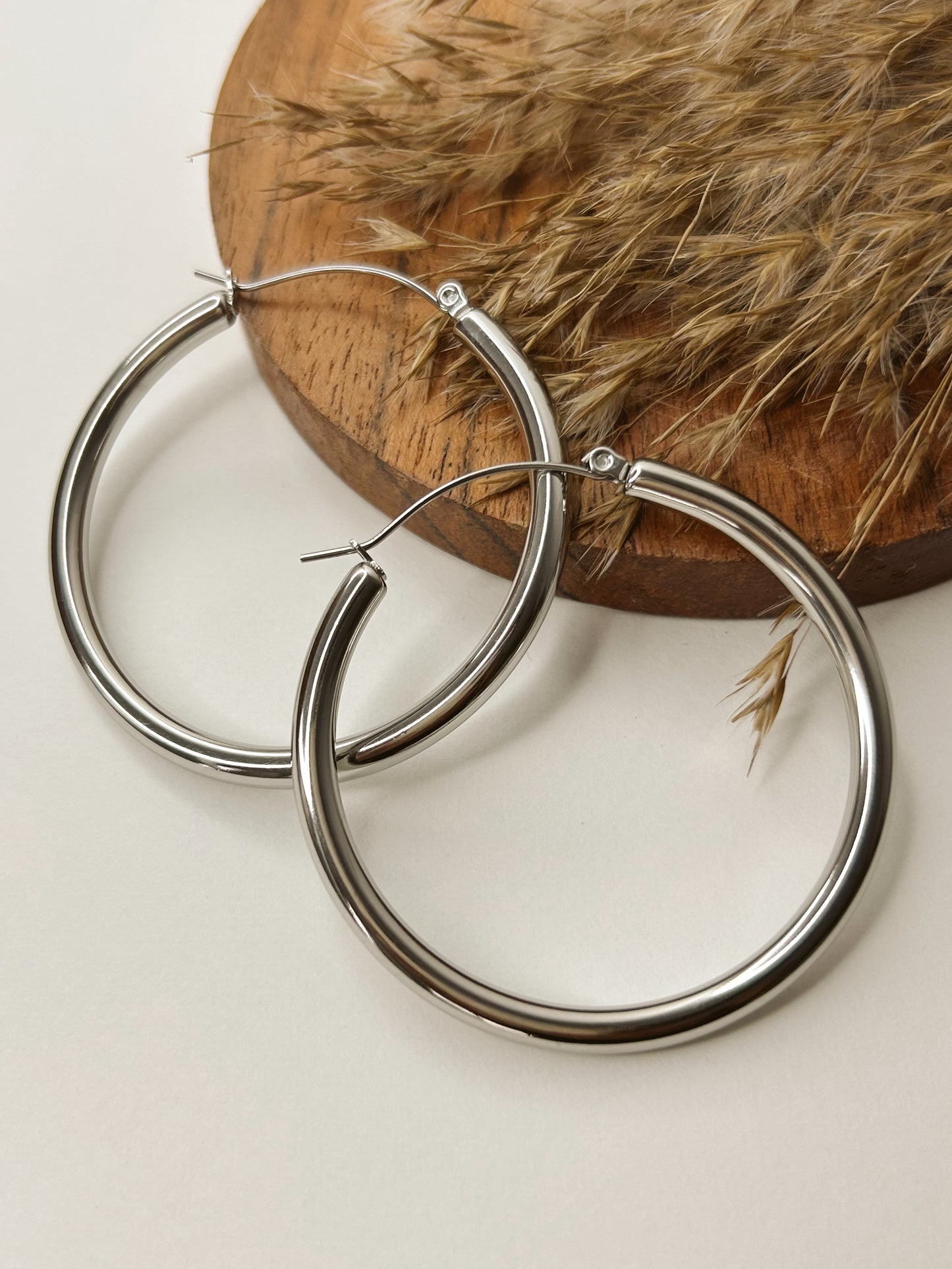 Ari - Large hoops