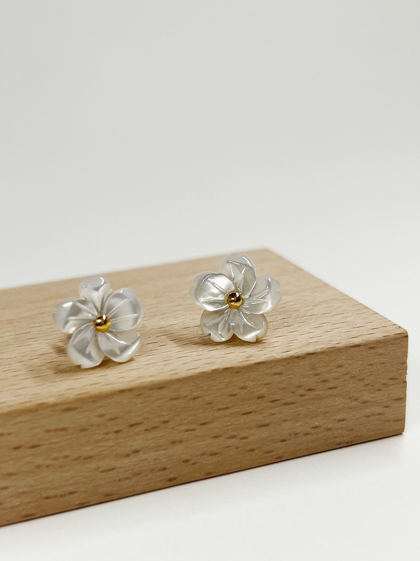 Flor Earrings