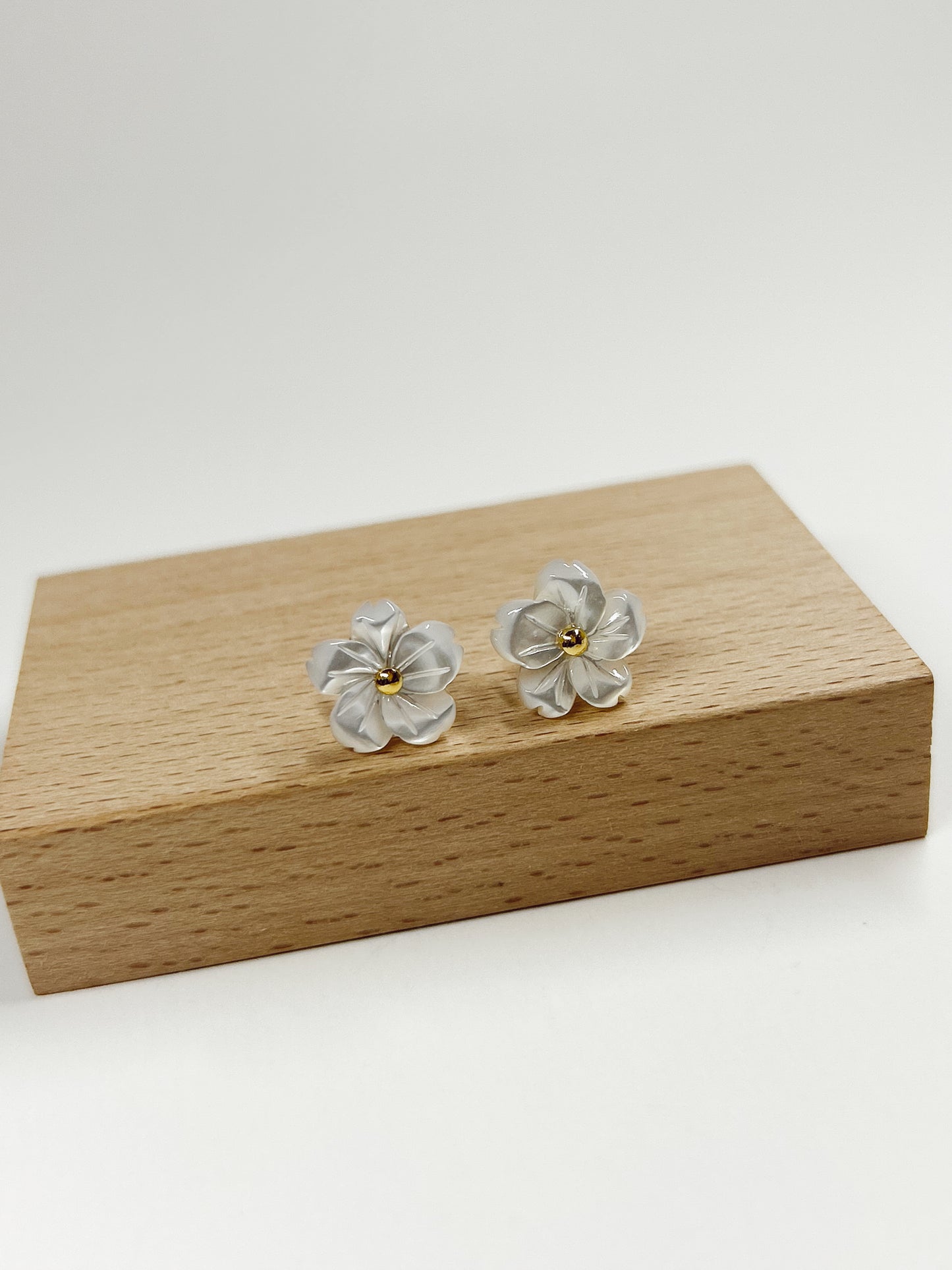 Flor Earrings