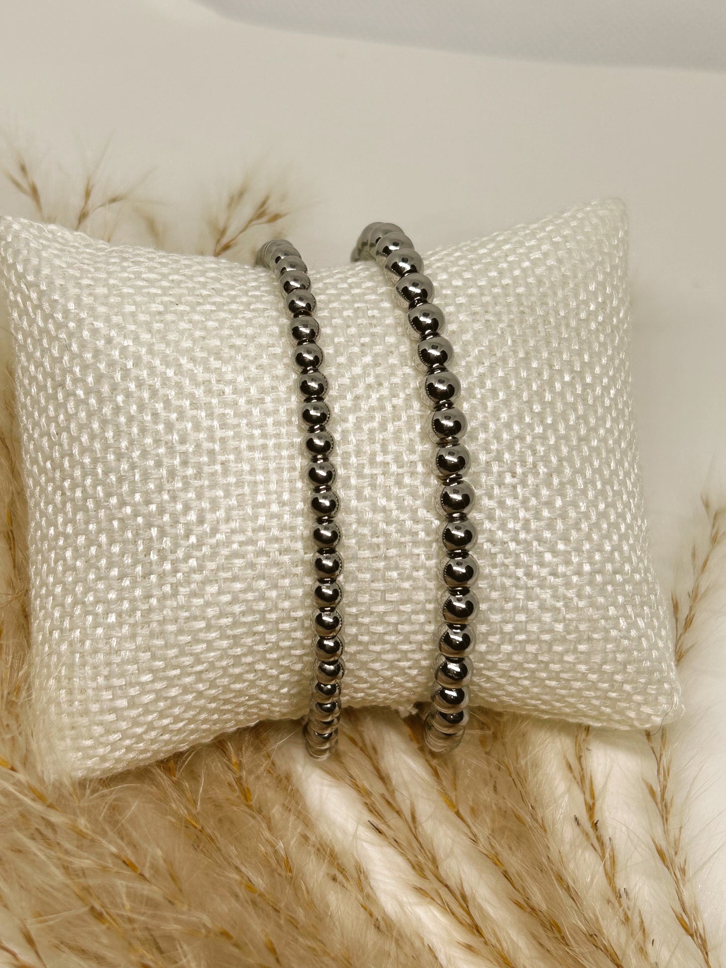 Cali - Silver Bracelet (Small Beads)