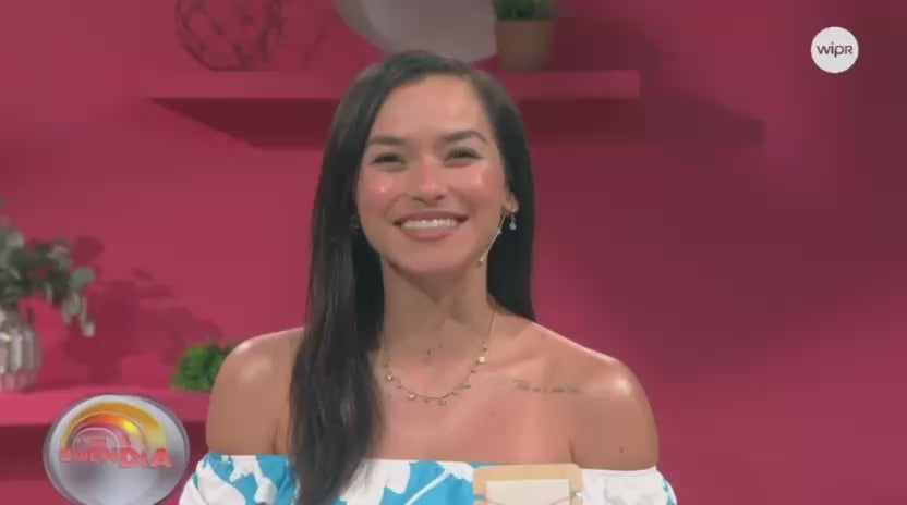 Load video: Nos llena de orgullo compartir este momento especial en el que Xoleik fue presentado en televisión. En la entrevista hablamos sobre nuestra inspiración, la colección de Puerto Rico y lo que nos distingue como marca local. 💛